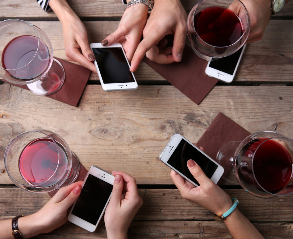 Cresce l'acquisto online di vino